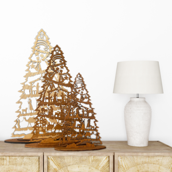 Albero con presepe